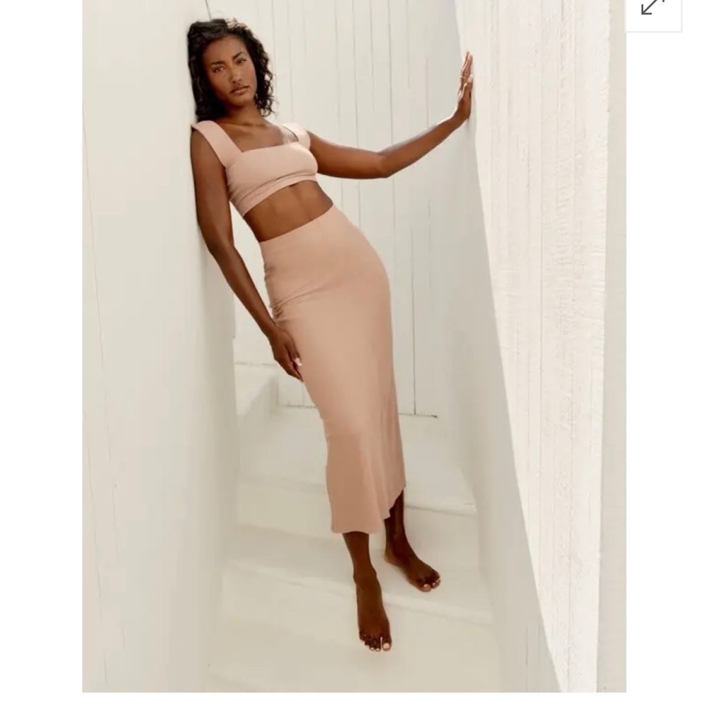 Reformation skirt brown XS never worn tags on